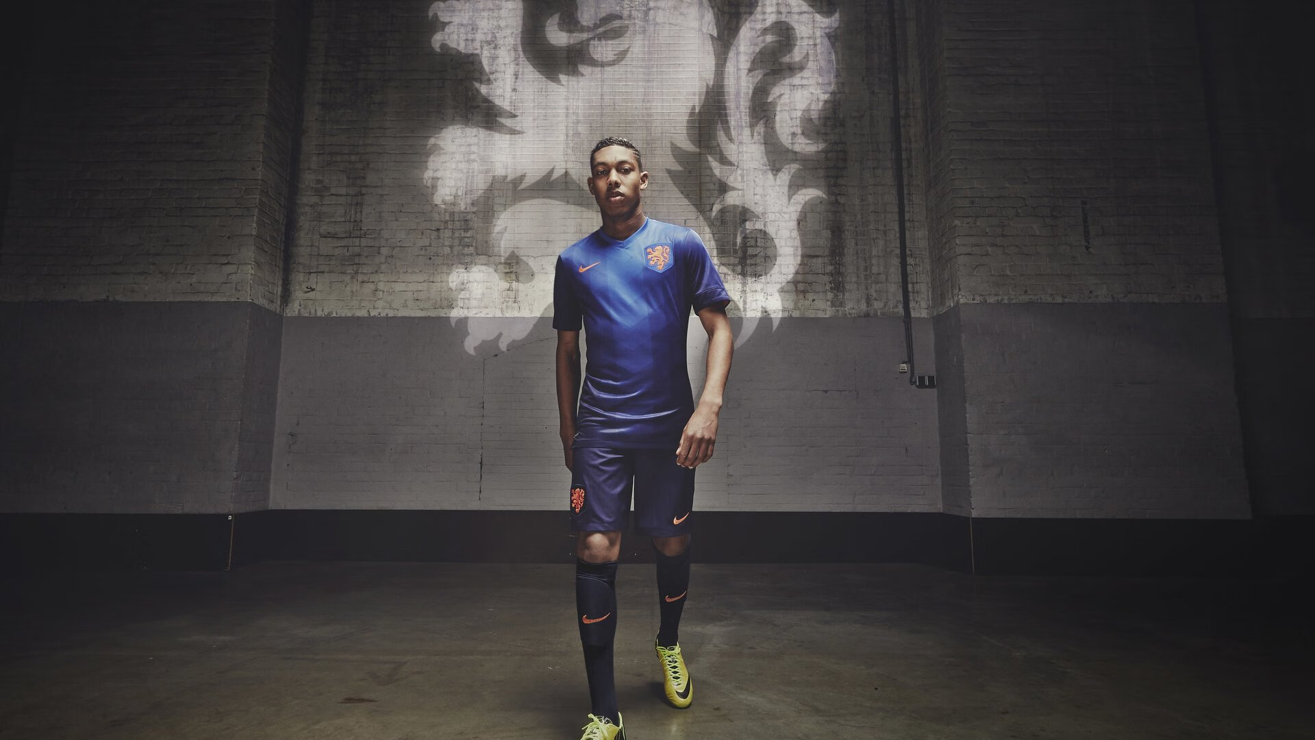 美洲杯逆境中崛起的英雄：闪耀全场的瞬间，美洲杯冠军来群里看看