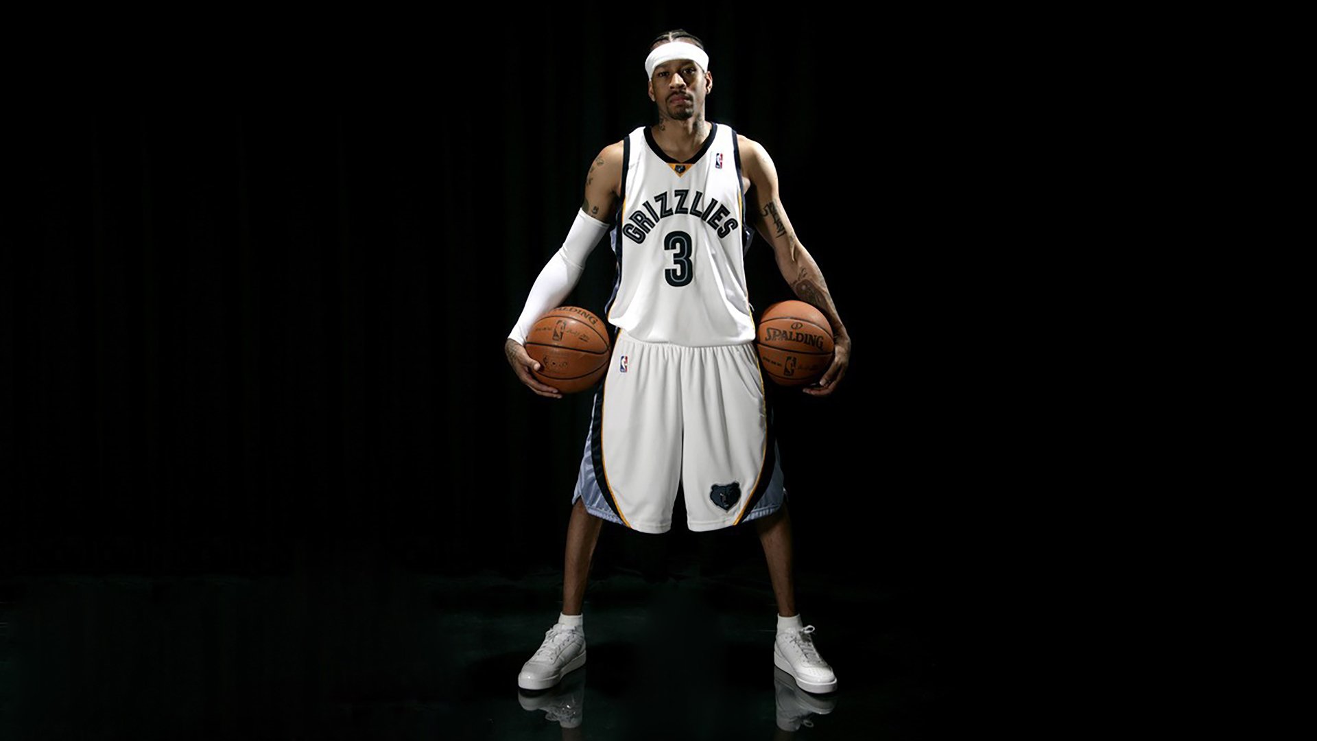 莫伊：稳定的前锋阵线核心，提供了全黑队进攻的强大支持，莫伊2至7